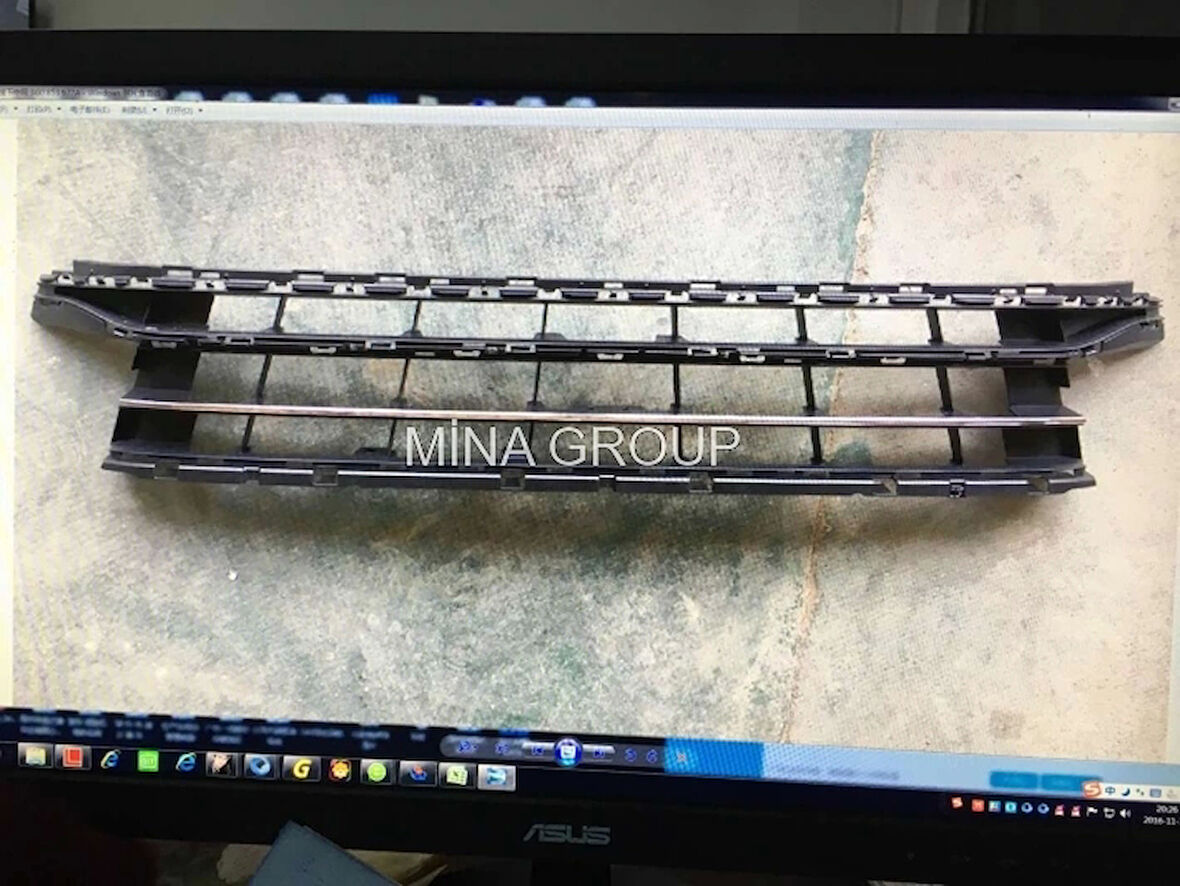 Vw Passat 2013- Tampon Panjurusı Orta Kromlu (Oem No:3G0853671K)