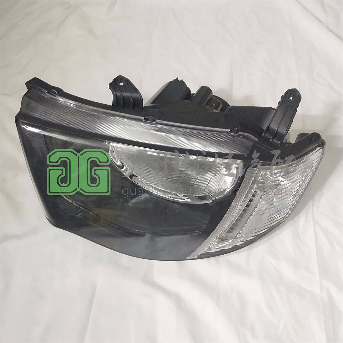 Far L200 2010-2014 Manuel-Elektrikli Sağ (Oem No:8301A878)