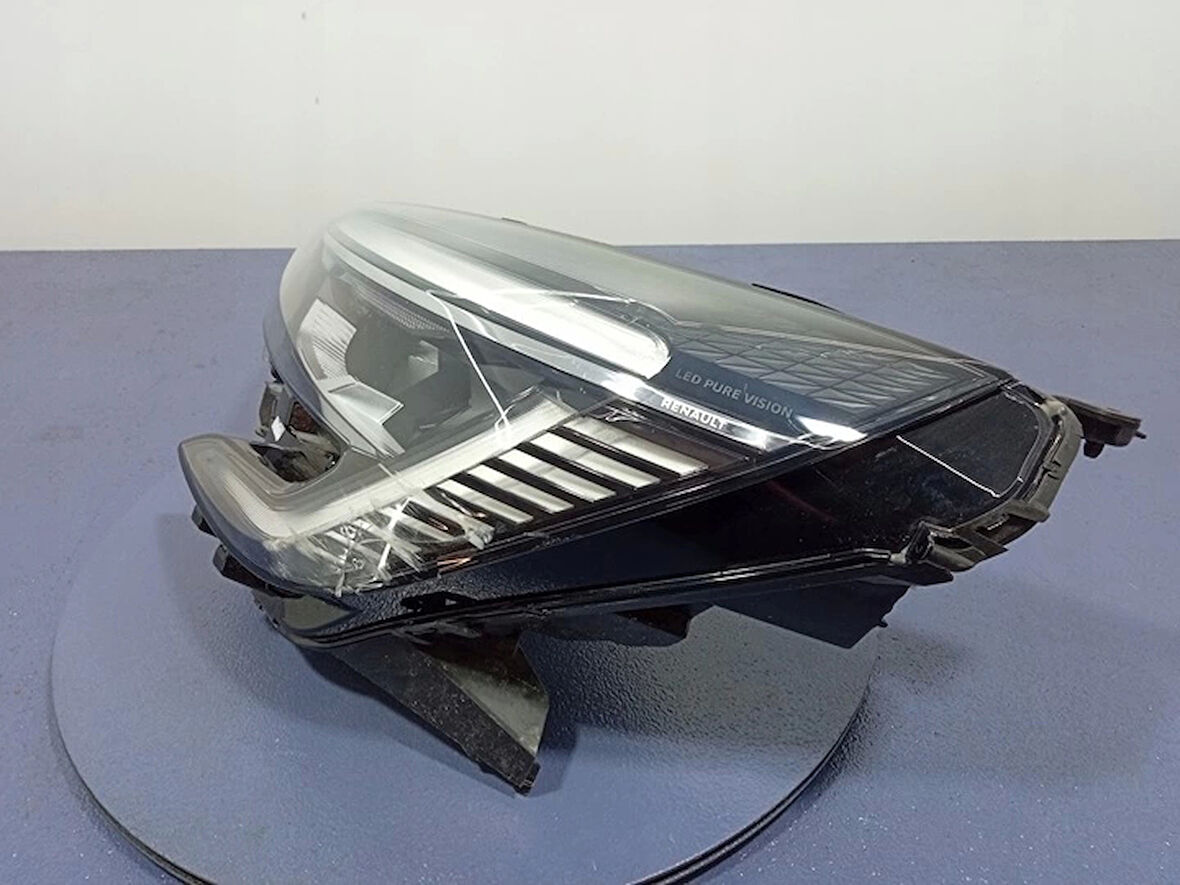 Renault Clio V 2019- Far Sol Ledlı (Oem No:260600901R)