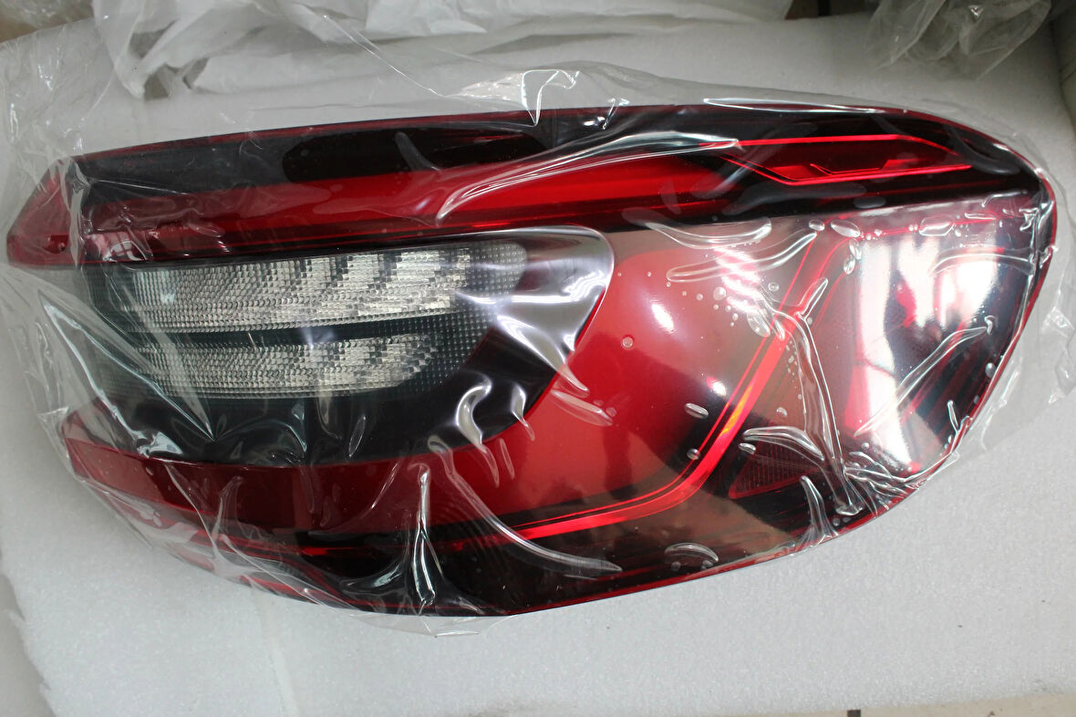 Bmw X5 X5 2018- Stop Lambası Dış Sağ  (Oem No:63219448070)