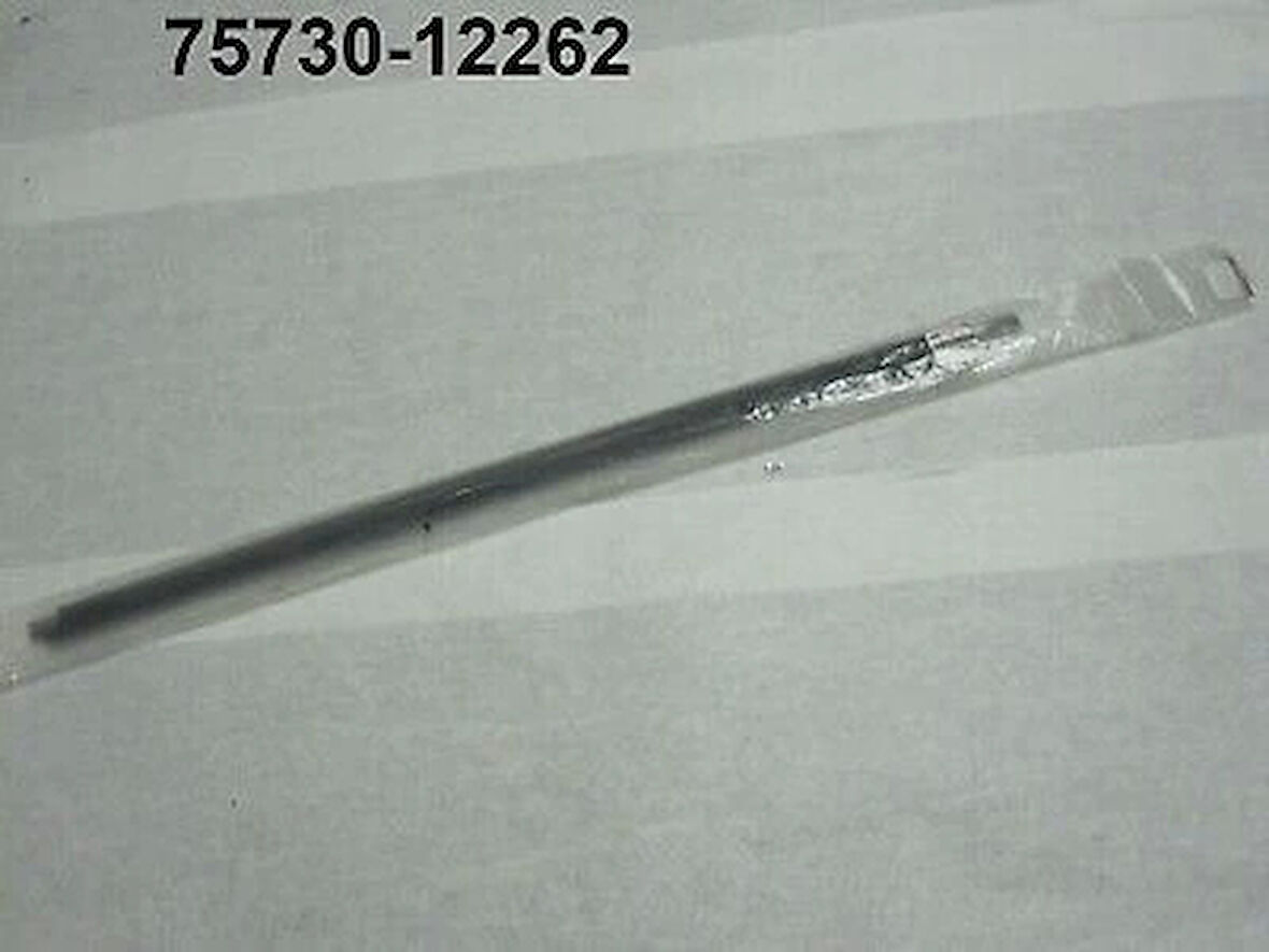 Cam Sıyırıcı Corolla 2002-2006 Arka Kapı Dış Sağ Krom (Oem No:7573012262)