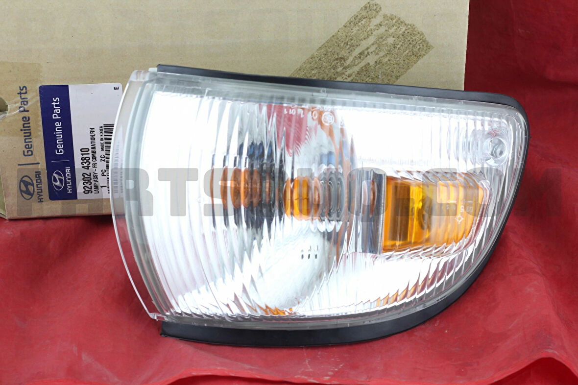 Sinyal Duysuz H100 Sağ Minibüs 97== (Oem No:9230243810)