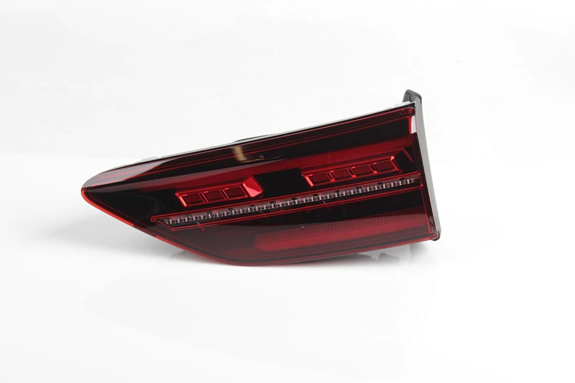 Vw Golf8 2020- Stop Lambası Sağ Iç (Oem No:5H0945308)