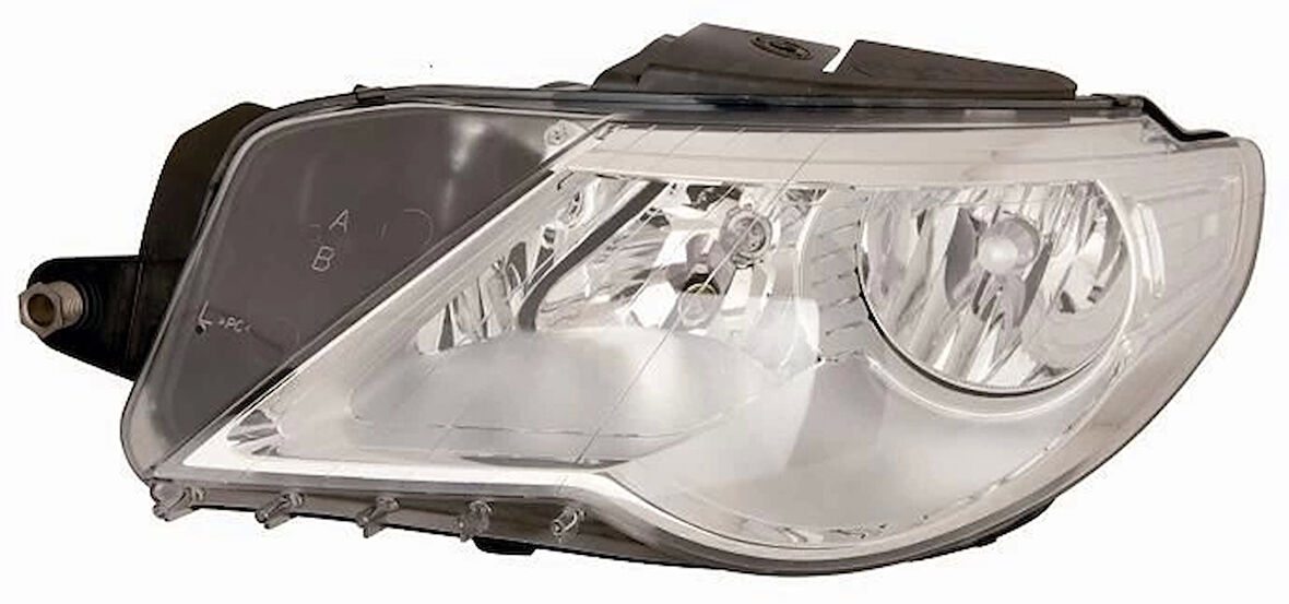 Vw Passat Cc  2008 2012 Far Sağ  (Oem No:3C8941006C)