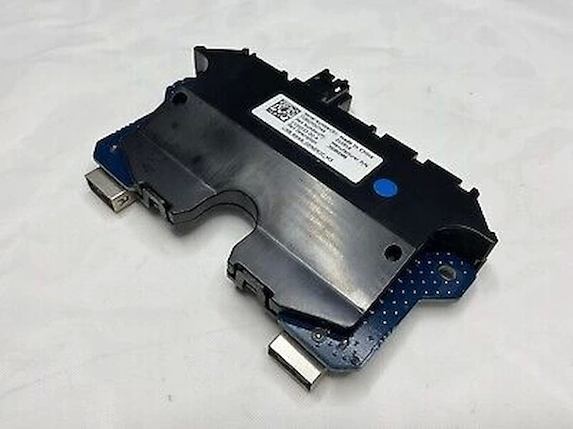 Çamurluk Davlumbazı Vectra C 2003-2005 Ön Sağ (Oem No:1102033)