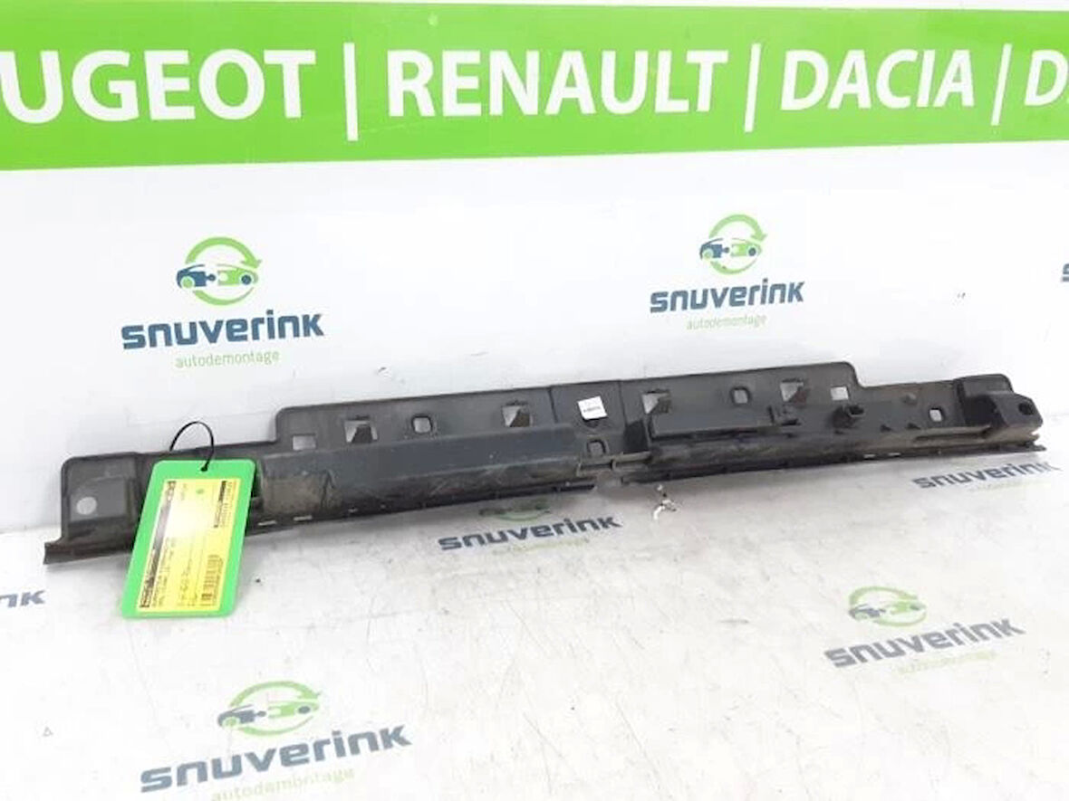 Fiat Scudo V 2022- Arka Tampon Bağlantı  (Oem No:9808862780)