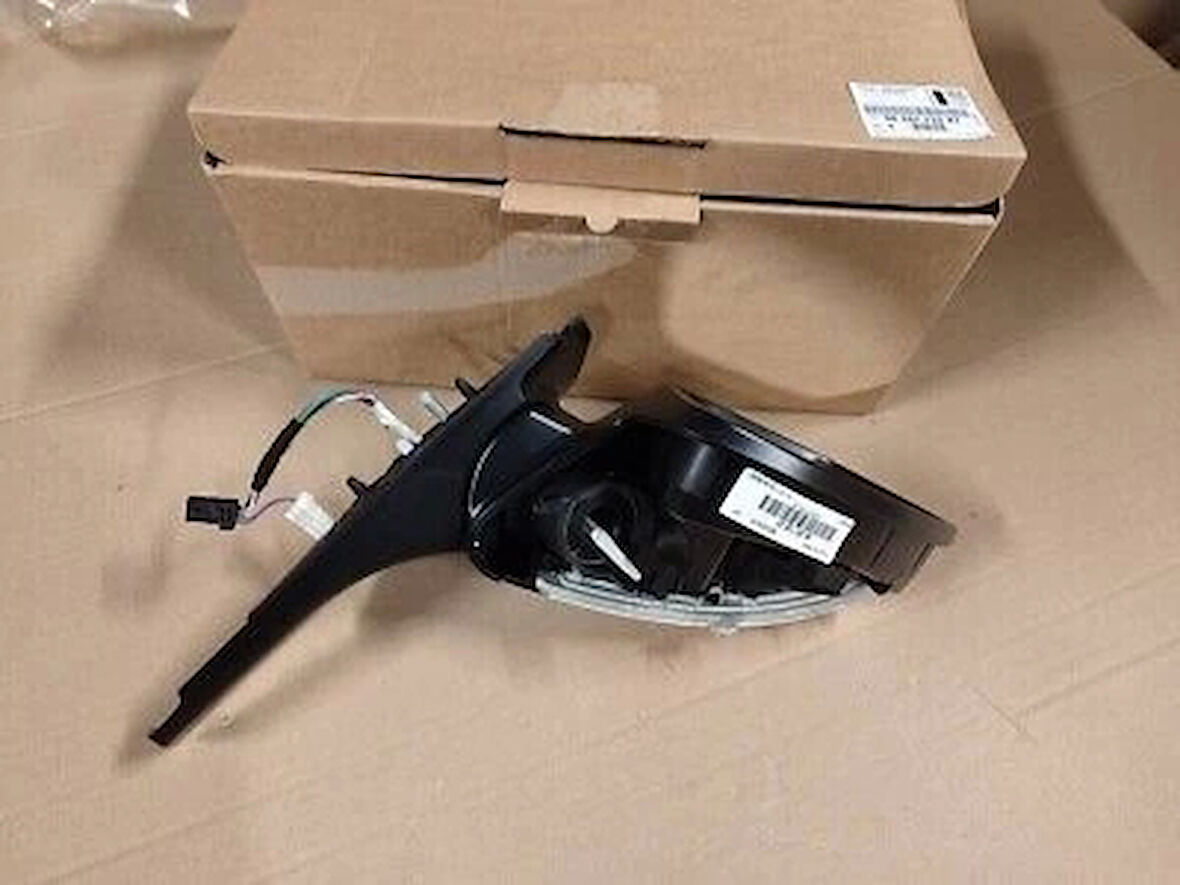 Citroen C3 Elektrikli Katlanır Ayna 2018- Sonrası  Isıtmalı Sinyallı 6+2 Pın Sol (Oem No:98267133Xt)