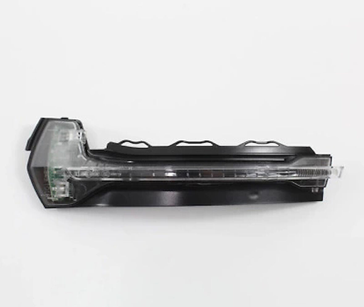 Vw A3 2013-2020 Ayna Sinyali Sol  (Oem No:8V0949101)