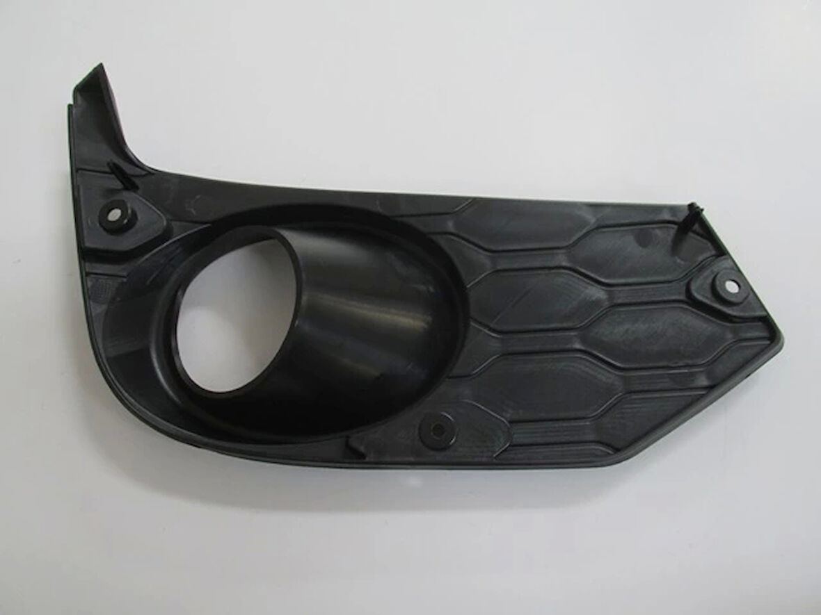 Iveco Daıly- 2014-2019  Sis Lamba Kapağı Sol Sis Delikli (İtalya) (Oem No:5801529859)