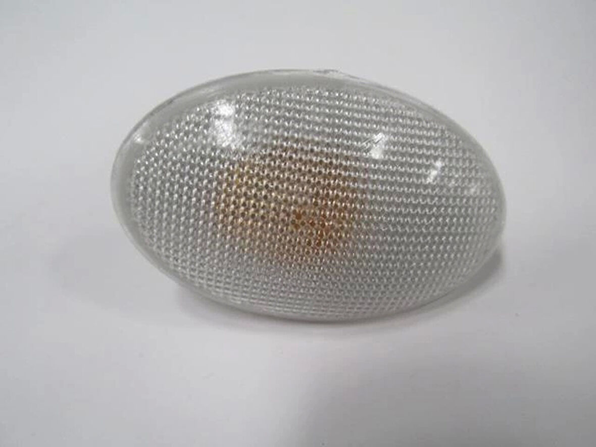 Opel Corsa- C- 2000-2003  Çamurluk Sinyali Füme Sağ/Sol Aynı (Adet) (Oem No:93176063)