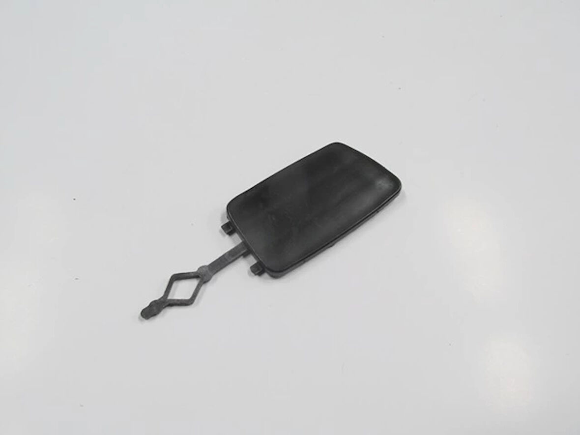 peugeot  3008  2021-2024  arka tampon çeki demirr kapağı Oem No (1618040980)