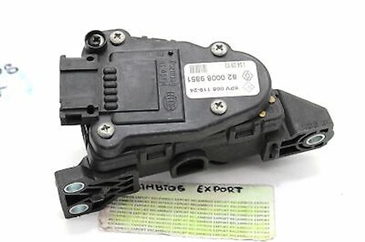 Renault Symbol 2002-2005 Çamurluk Davlumbazı Ön Sağ (Enjeksiyon) Oem No (8200067075)