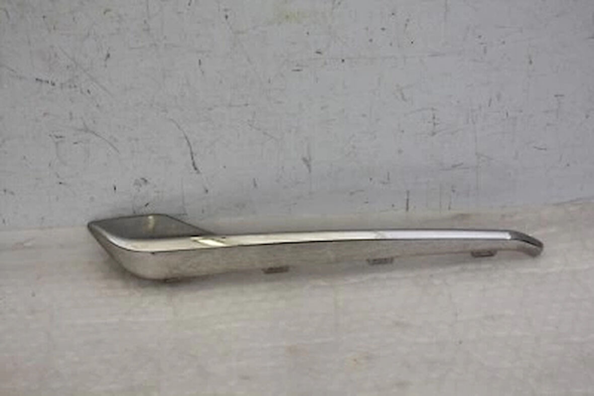 peugeot  3008  2017-2020  far bağlantı braketi sağ (far alt taşıyıcısı) plastik (tw) Oem No (9817043778)