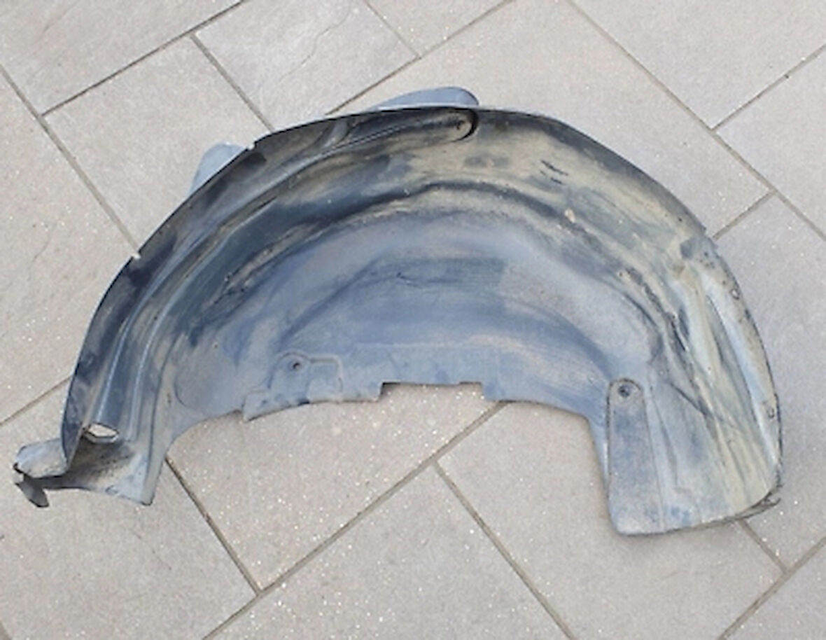 opel combo- 2024-2025  arka çamurluk davlumbazı sağ Oem No (9817398280)