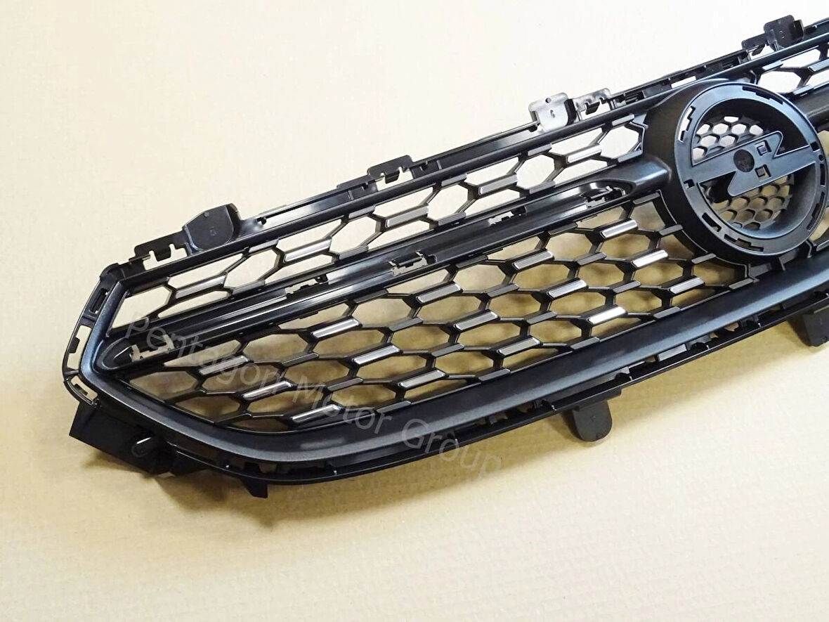 peugeot  208  2020-2023  ön panjur alt orta iç kapak (radar kapağı)(tw) Oem No (9829438380)