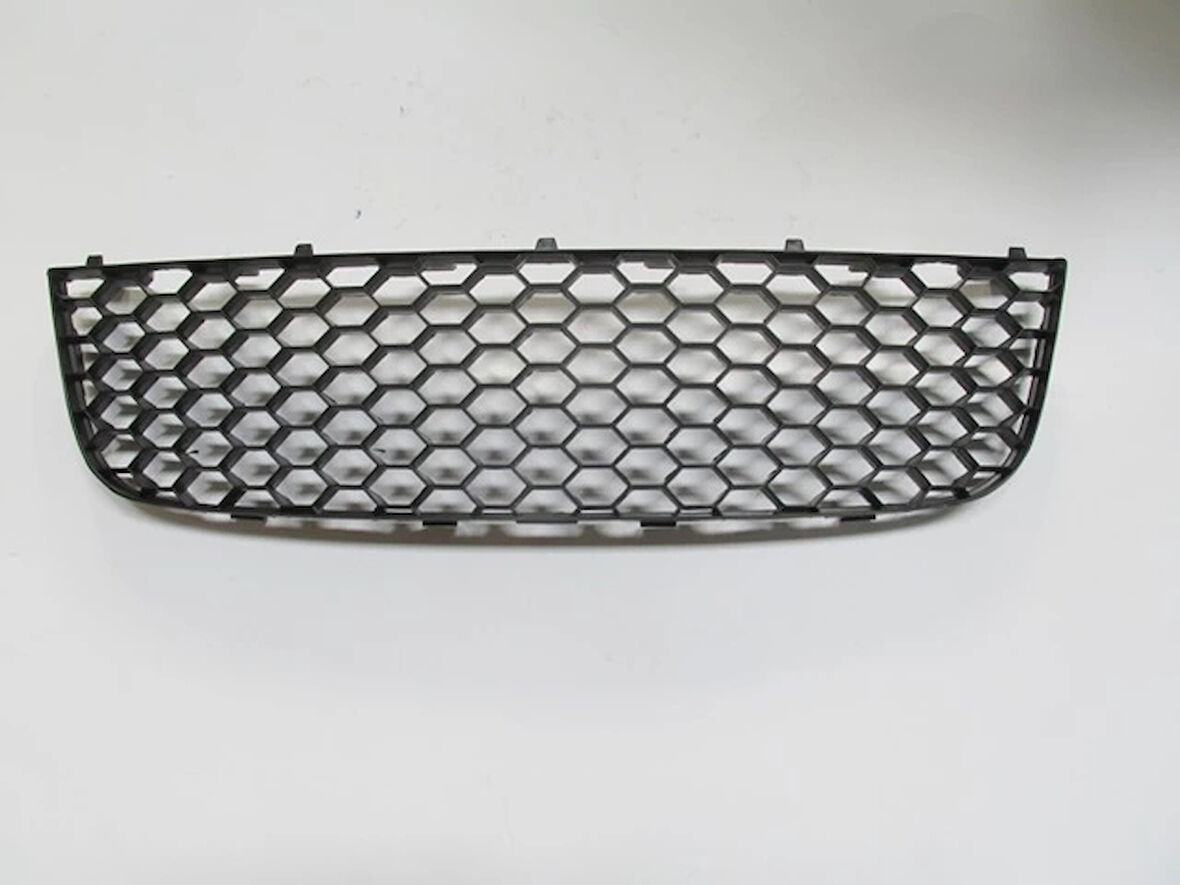 volkswagen jetta- 5- 2006-2010  ön tampon panjuru orta sıyah (gtı)(tüv) (tyg) Oem No (1K0853677B9B9)