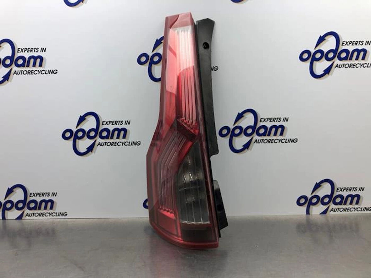 opel combo- 2024-2025  çamurluk sinyali seffaf sağ/sol aynı (adet) (duylu) (ampüllü) Oem No (6325G3)