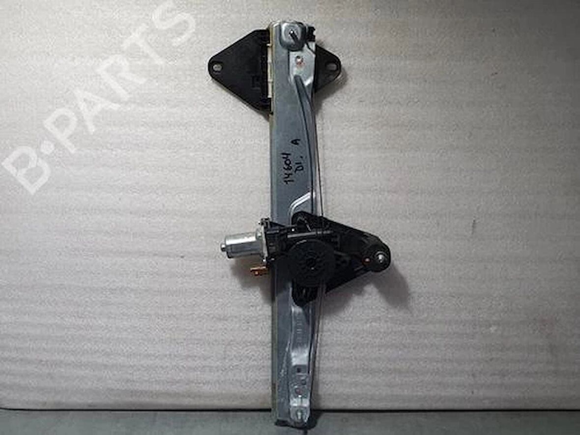 Dacia Sandero III Sol Ön Kapı Cam Krikosu (Orijinal Ürün Natural Kutu) Oem No (807214673R)