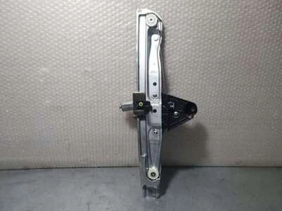 Dacia Sandero III Sağ Arka Cam Krikosu (Orijinal Ürün Natural Kutu) Oem No (827207471R)