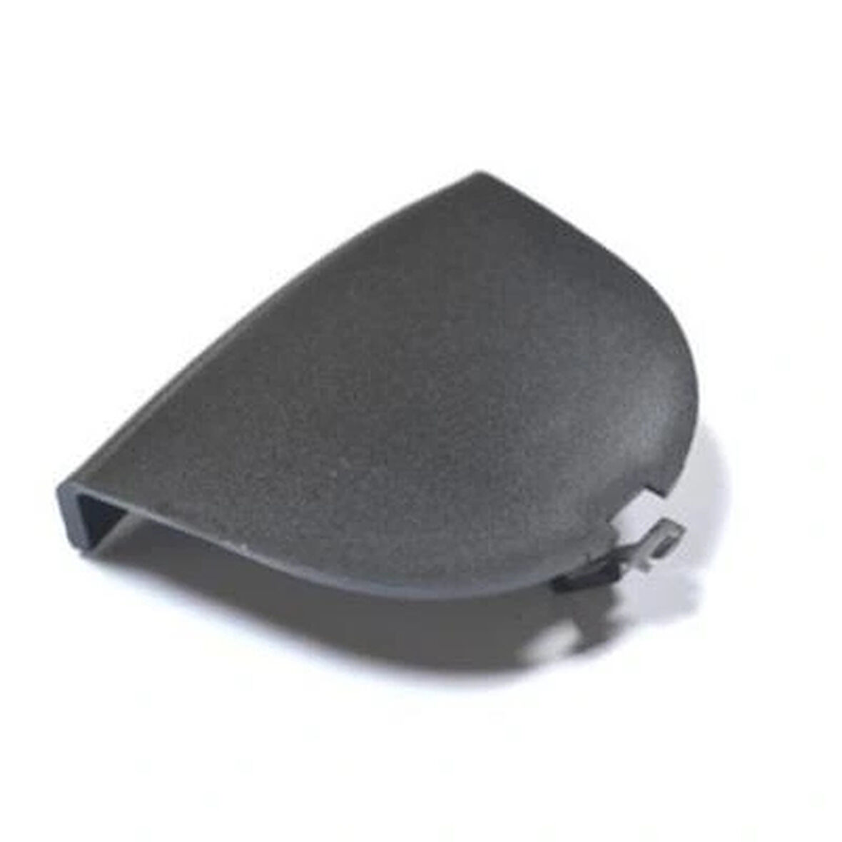 Linea 2011- Arka Tampon Çeki Demir Kapağı Oem No (735548152)