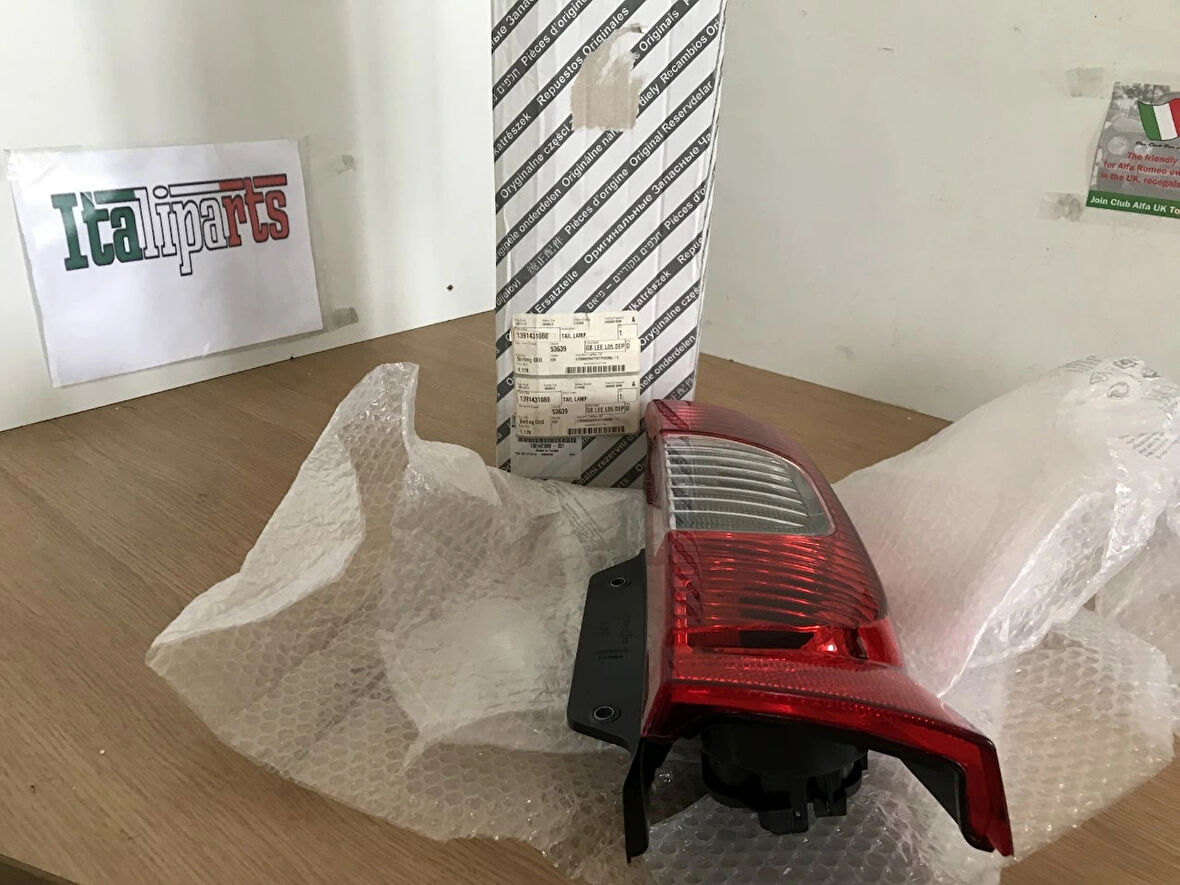 Fiorino 2007- Çift Kapı Stop Sağ Oem No (1391431080)