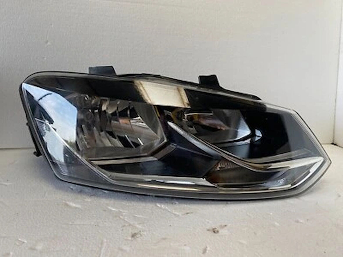 Polo 2013- Far Elektrikli Motorlu Sağ Oem No (6C1941006B)