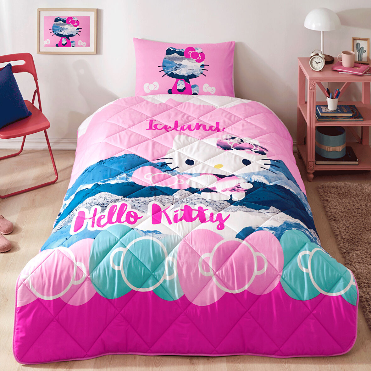 Taç Lisanslı Hello Kitty Iceland Tek Kişilik Yorgan Seti
