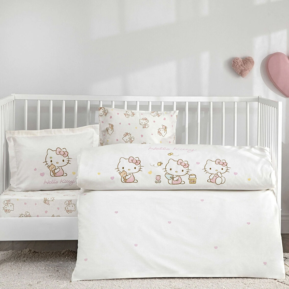 Taç Lisanslı Hello Kitty Cute Baby Pamuk Bebek Nevresim Takımı