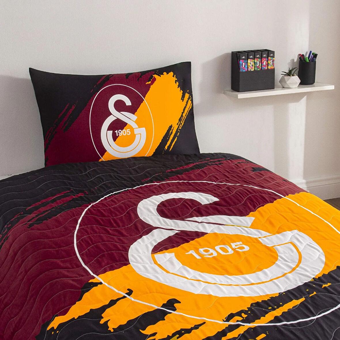 Taç Lisanslı Galatasaray Aslan Complete Set