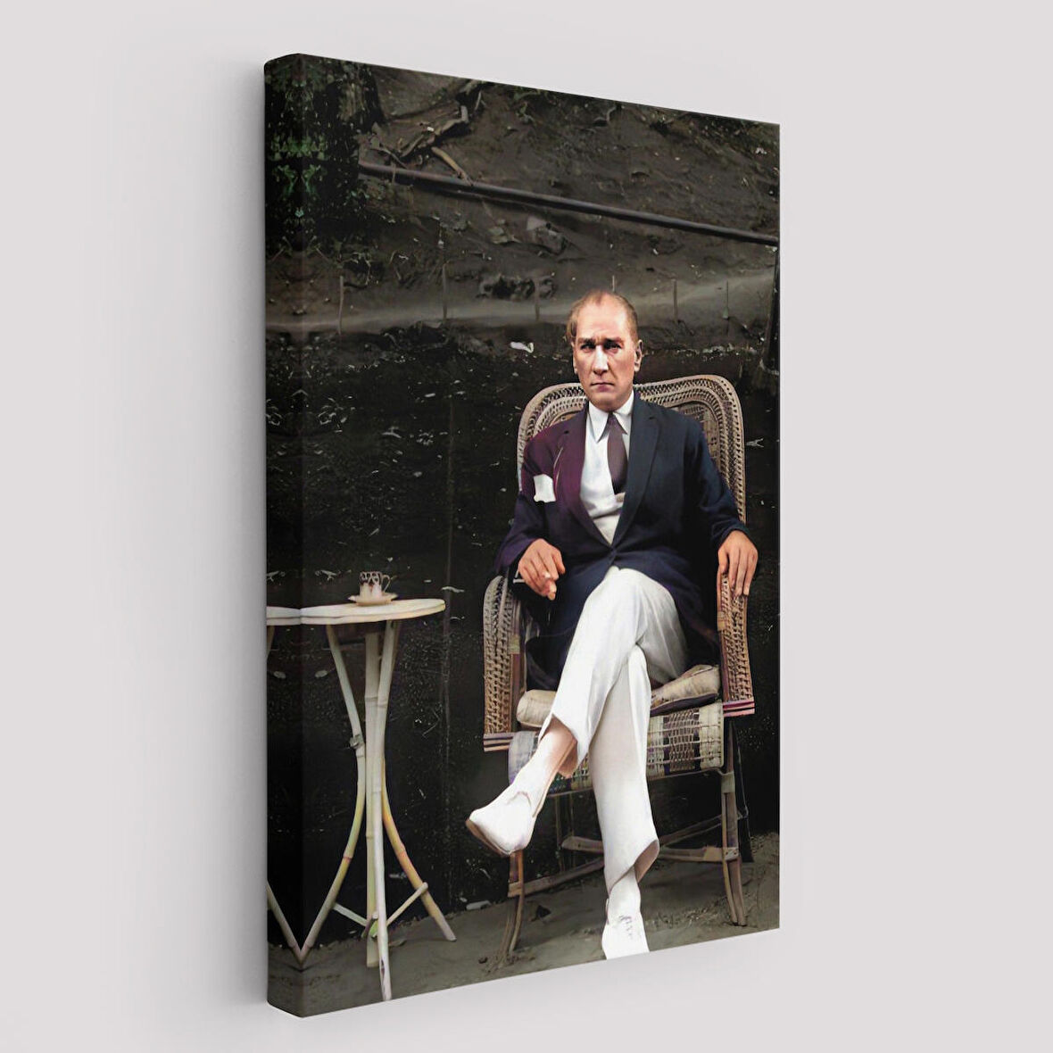 Mustafa Kemal Atatürk'ün Sandalyede Oturan Tablosu -6379