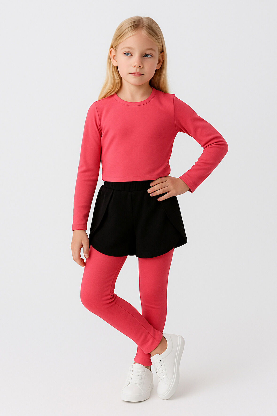 Şort Detaylı Kız Çocuk Spor Takım