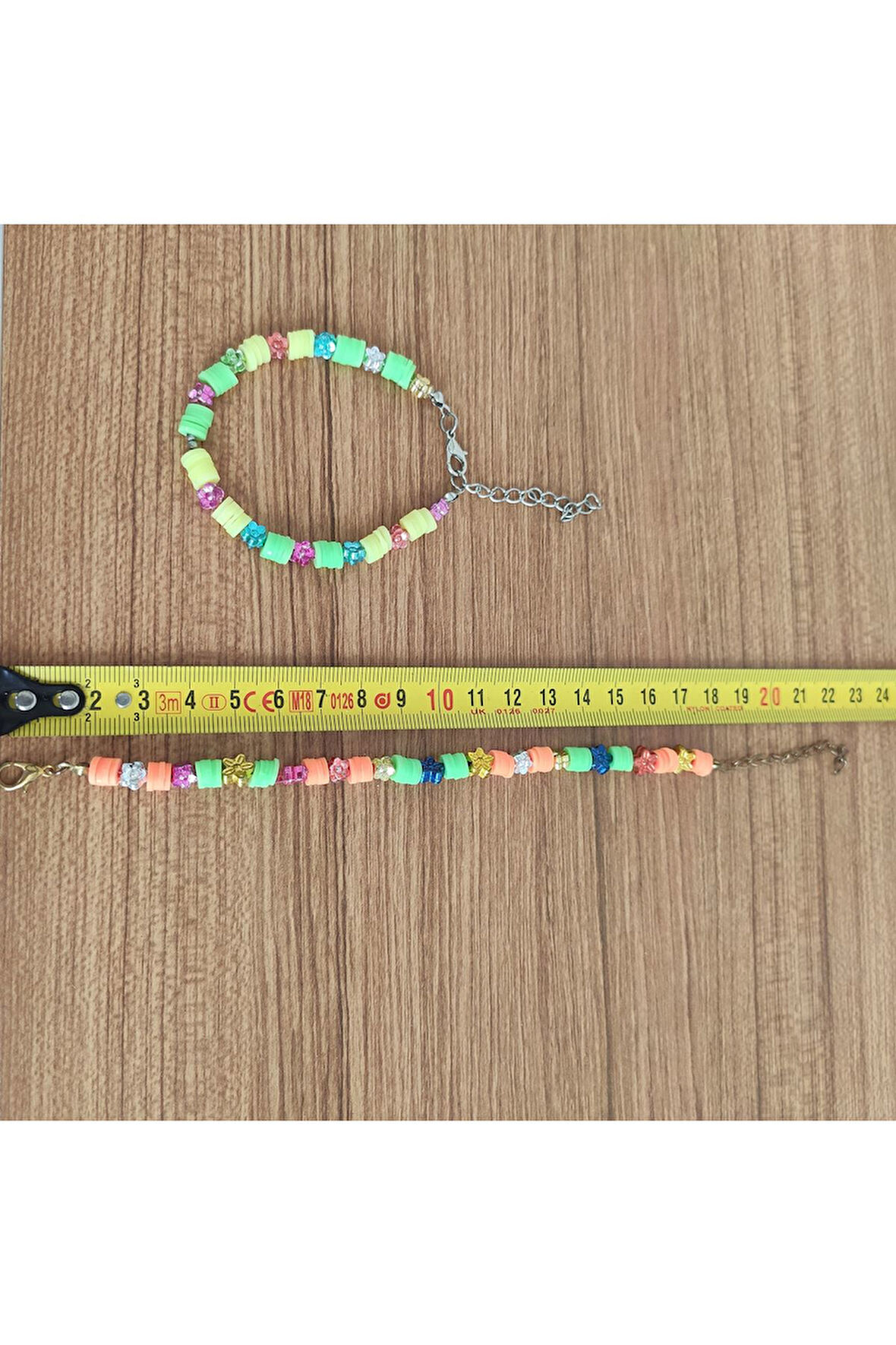 Renkli Heishi ve Çiçek Boncuklu Yaz Bilekliği - 580