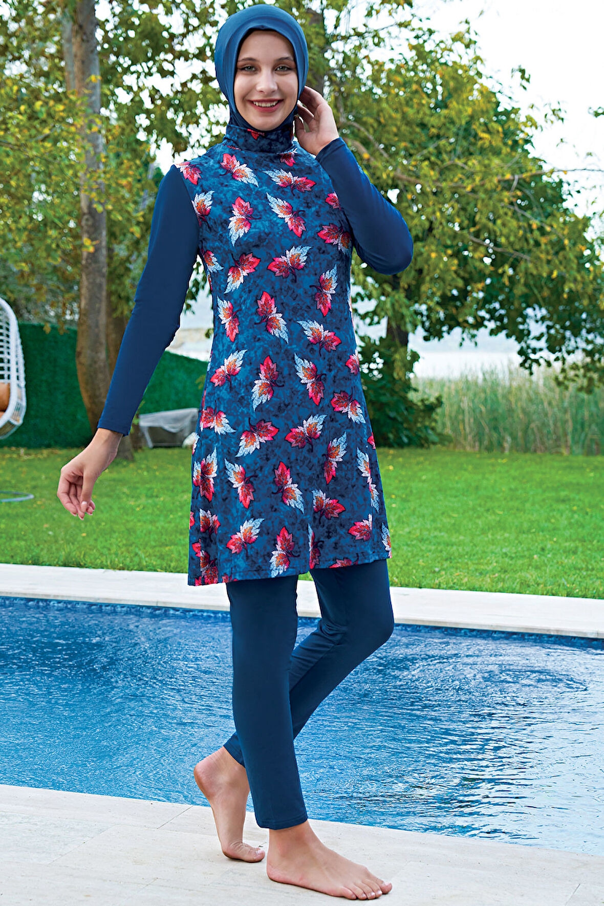 MİRATES BÜYÜK BEDEN LACİVERT DESENLİ  MİCRO (ÇABUK KURUYAN) KUMAŞ TESETTÜR MAYO