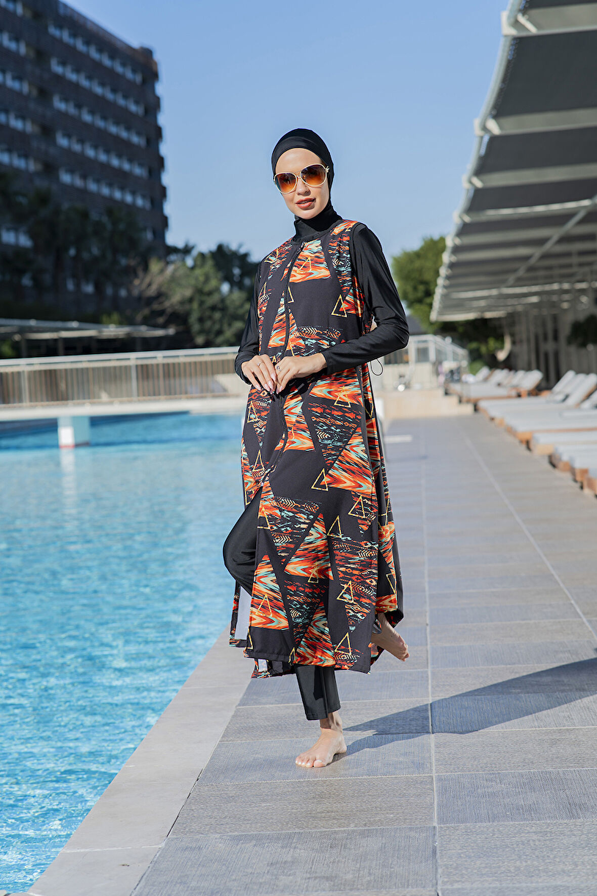 RUKOMAYO SİYAH DESENLİ YELEKLİ 3'LÜ TAKIM  LYCRA PARAŞÜT ( SU İTİCİ VE ÇABUK KURUYAN ) KUMAŞ TESETTÜR MAYO