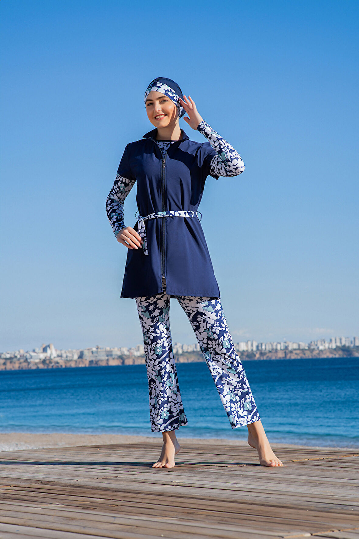 RUKOMAYO LACİVERT DESENLİ YARIM KOL YELEKLİ MODEL 3'LÜ TAKIM  LYCRA PARAŞÜT ( SU İTİCİ VE ÇABUK KURUYAN ) KUMAŞ TESETTÜR MAYO