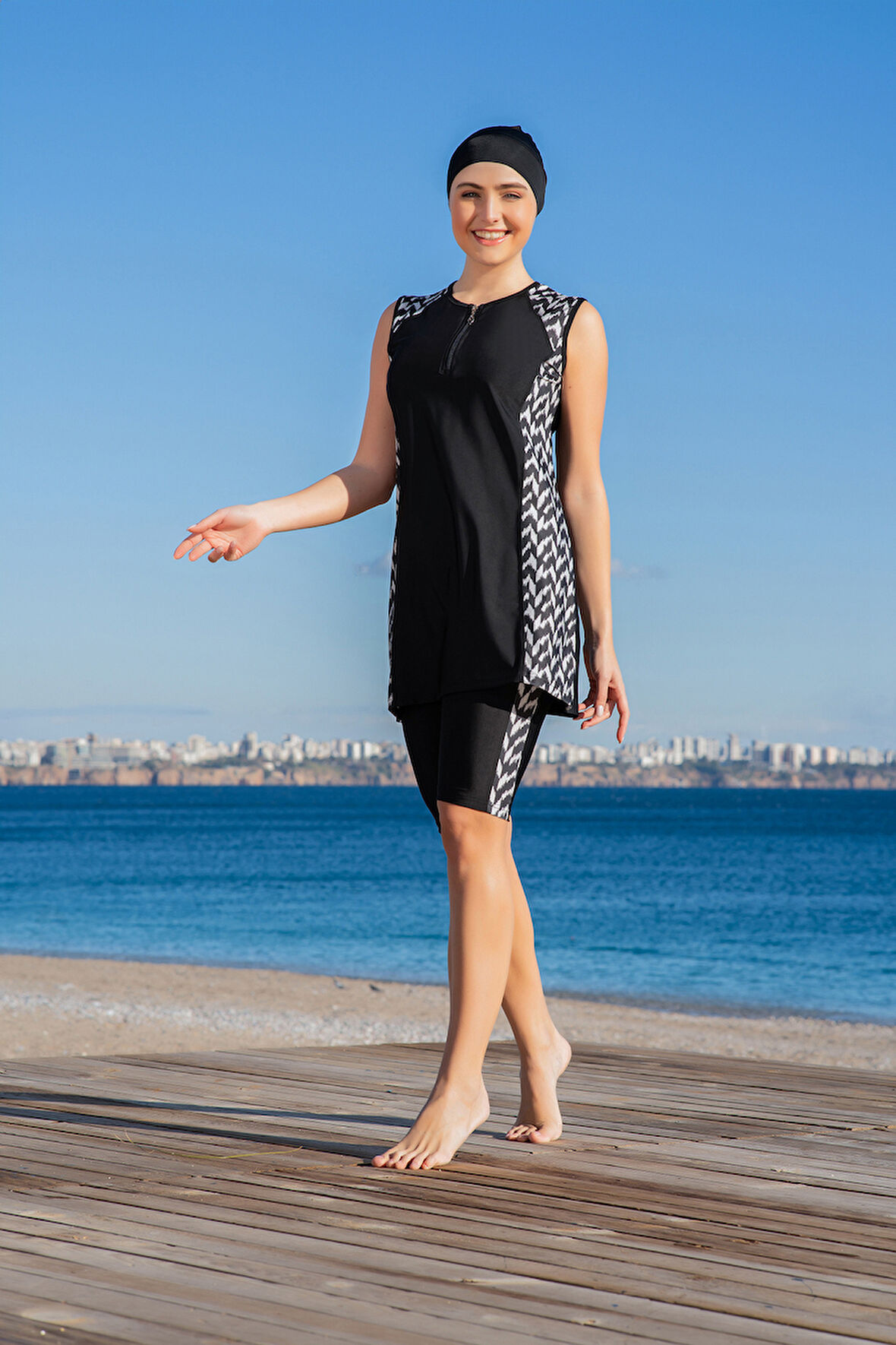 RUKOMAYO SİYAH  CUPLU O KOL LYCRA ( SU İTİCİ VE ÇABUK KURUYAN ) KUMAŞ YARI TESETTÜR MAYO