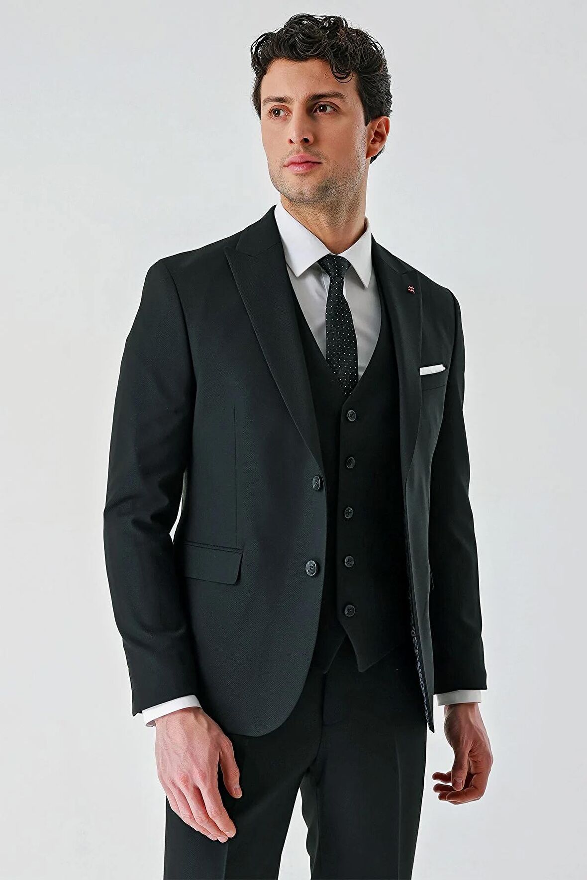 Siyah Kırlangıç Yaka Yelekli Likralı 6 Drop Slim Fit Klasik Takım Elbise 1001240168