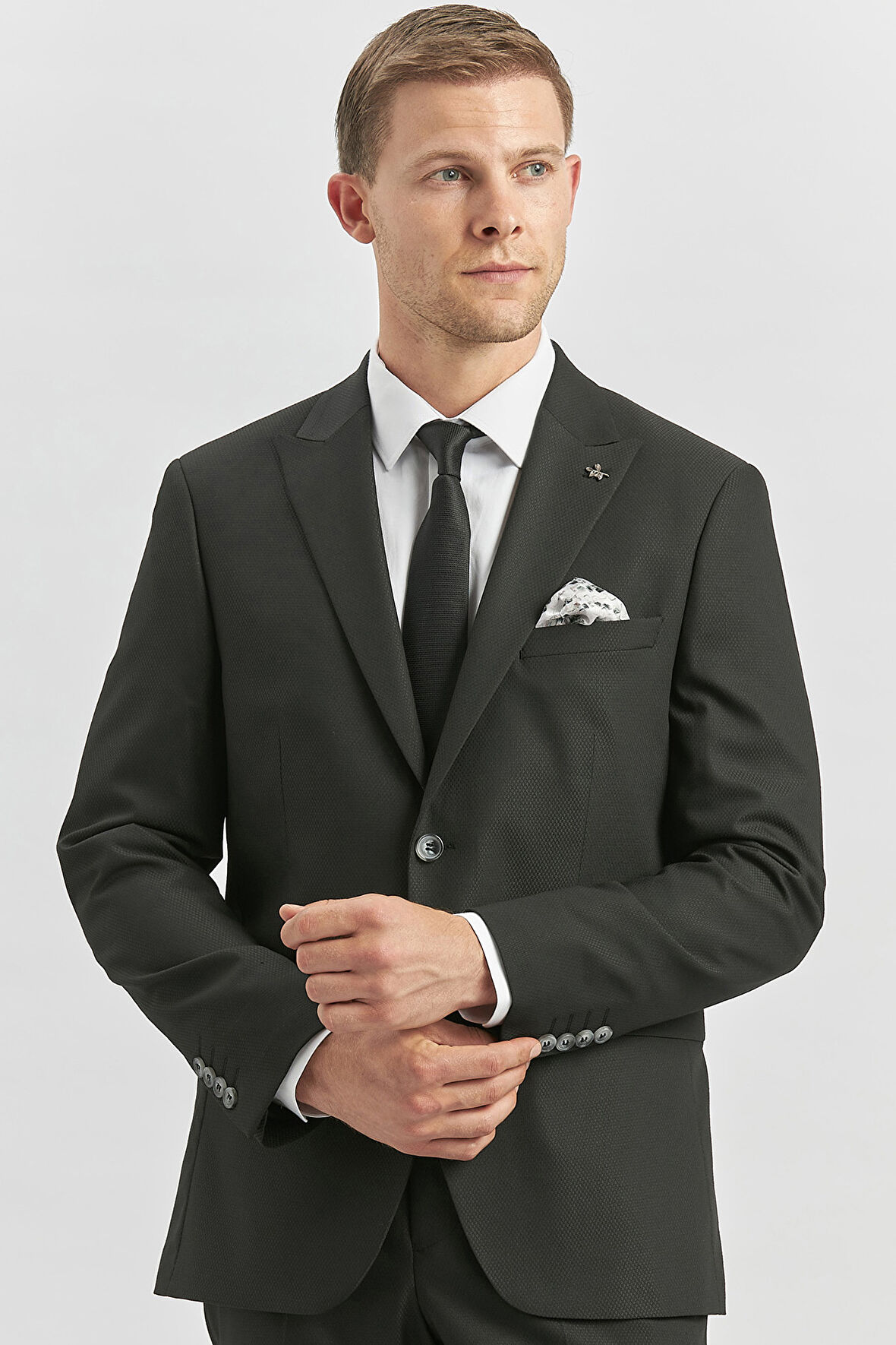 Siyah Desenli Armürlü Kırlangıç Yaka Likralı 6 Drop Slim Fit Takım Elbise 1001240172