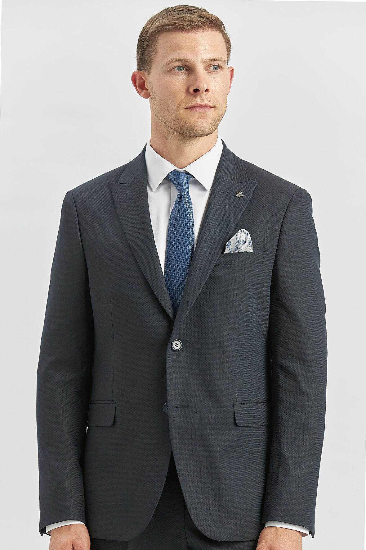 Koyu Lacivert Desenli Armürlü Kırlangıç Yaka Likralı 6 Drop Slim Fit Takım Elbise 1001240172
