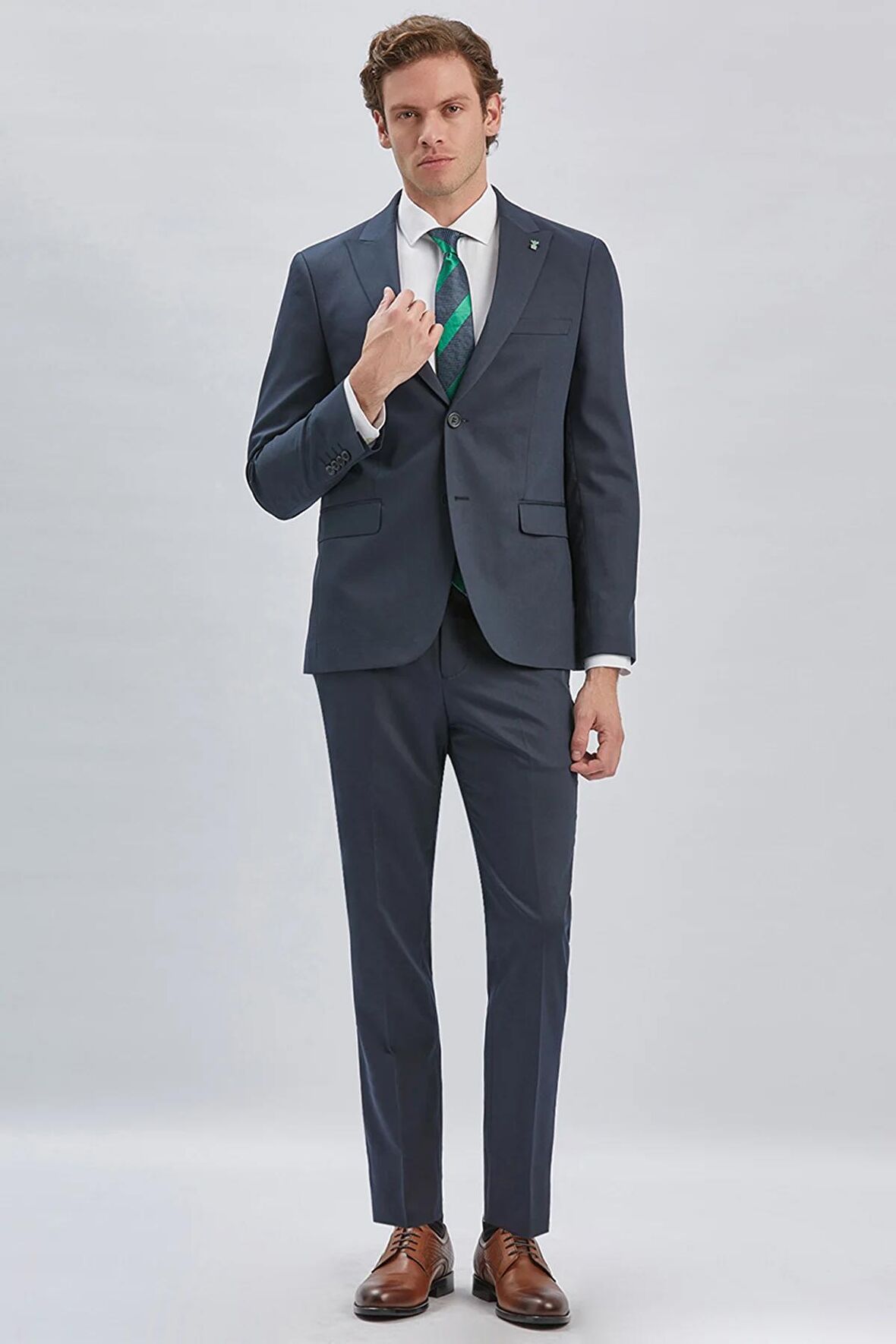 Koyu Lacivert Düz Desen Kılıç Yaka 6 Drop Slim Fit Yelekli Takım Elbise 1001240173