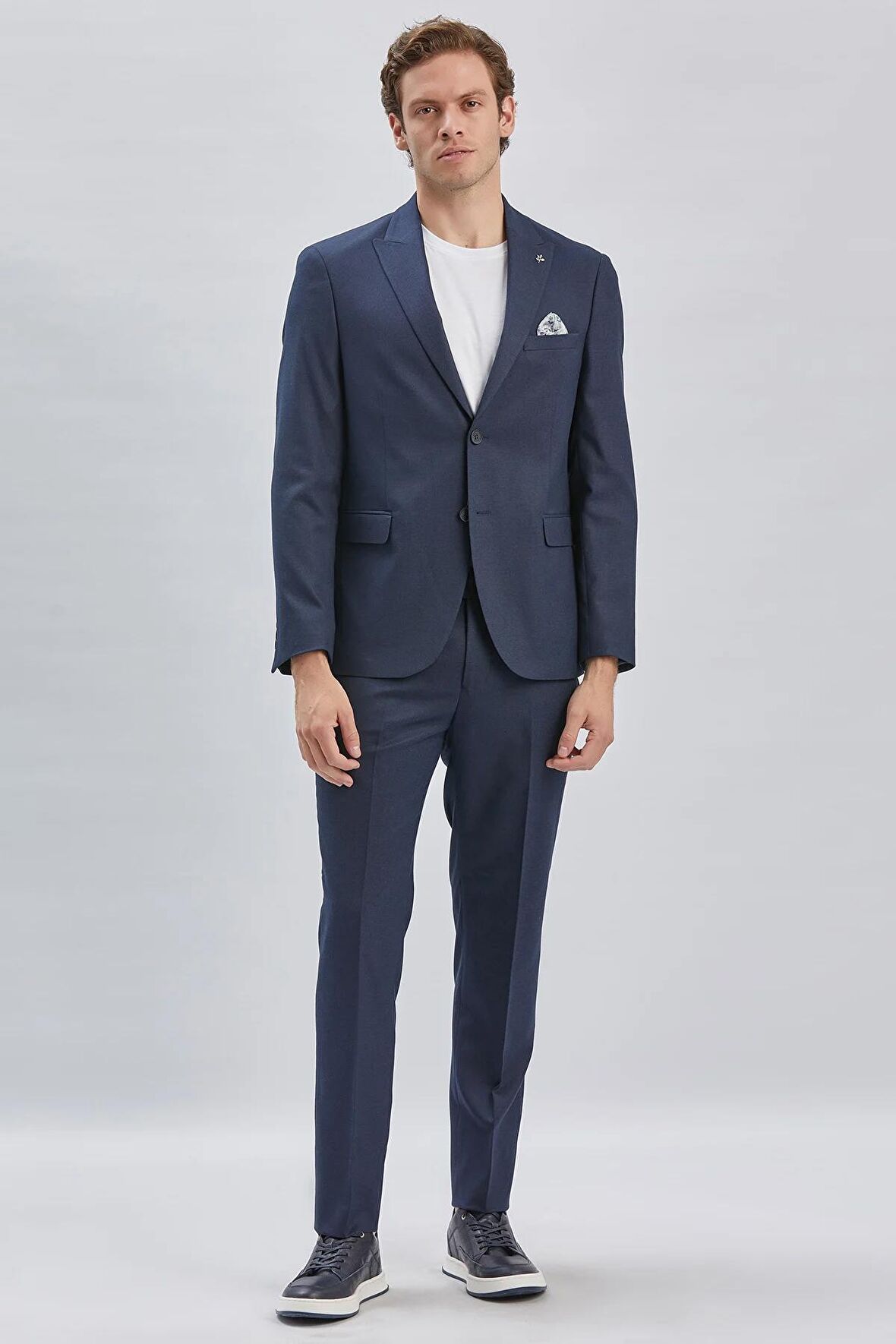 Koyu Lacivert Armürlü Kırlangıç Yaka Astarlı 6 Drop Slim Fit Dar Kesim Takım Elbise 1001240176
