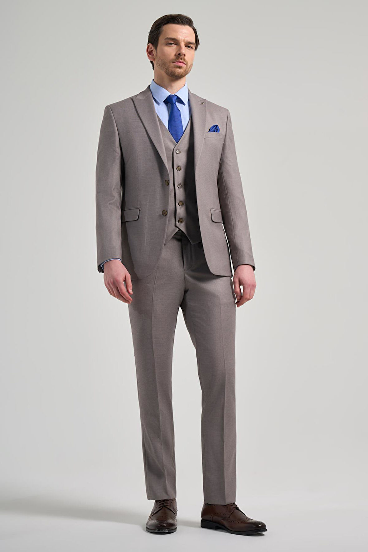 Koyu Vizon Kılıç Yaka Kendinden Desenli 2 Düğme Classic Esnek Slim Fit Takım Elbise 1001250157