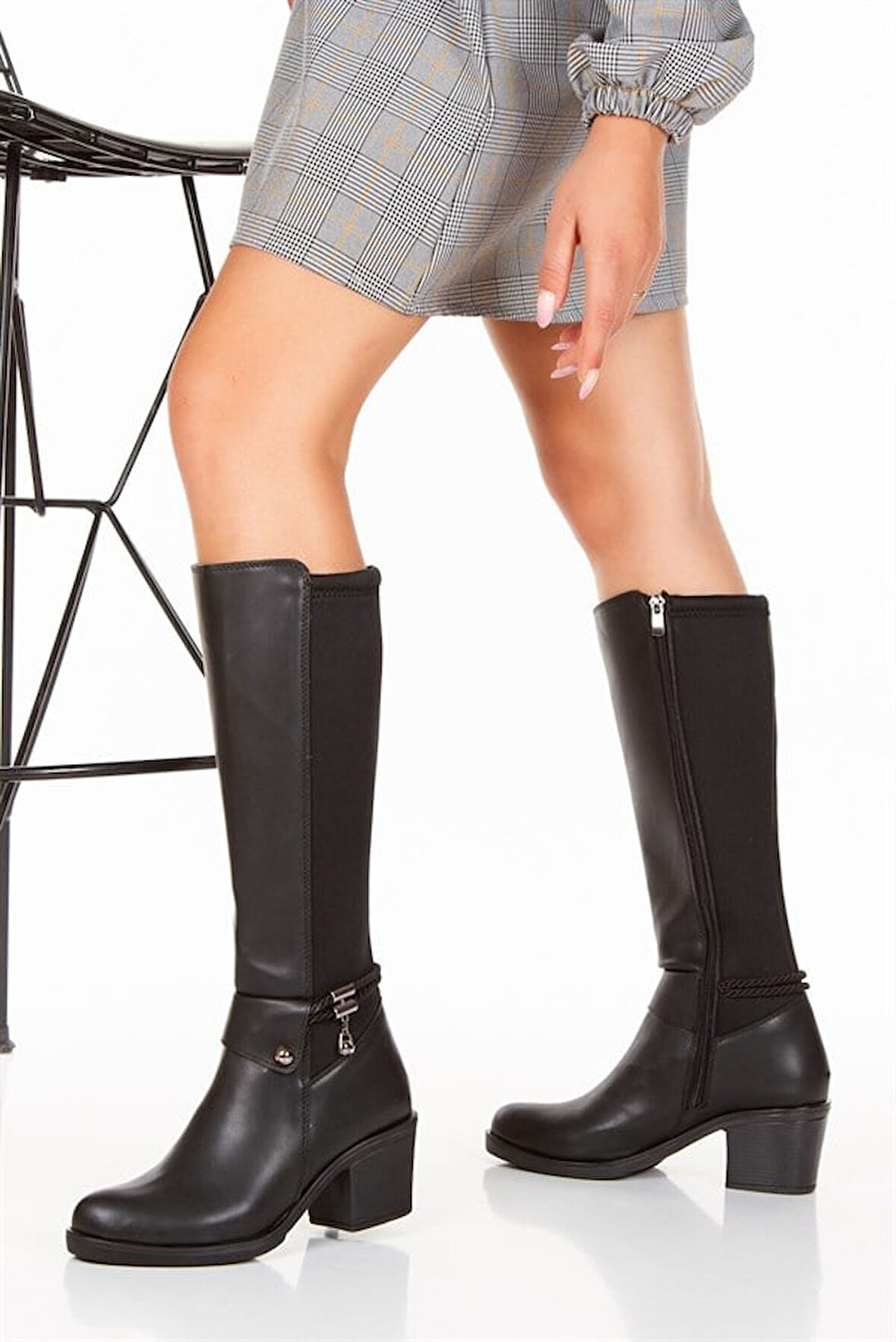Kadın Siyah Taş Dedaylı  Topuklu Dalgıç Çizme