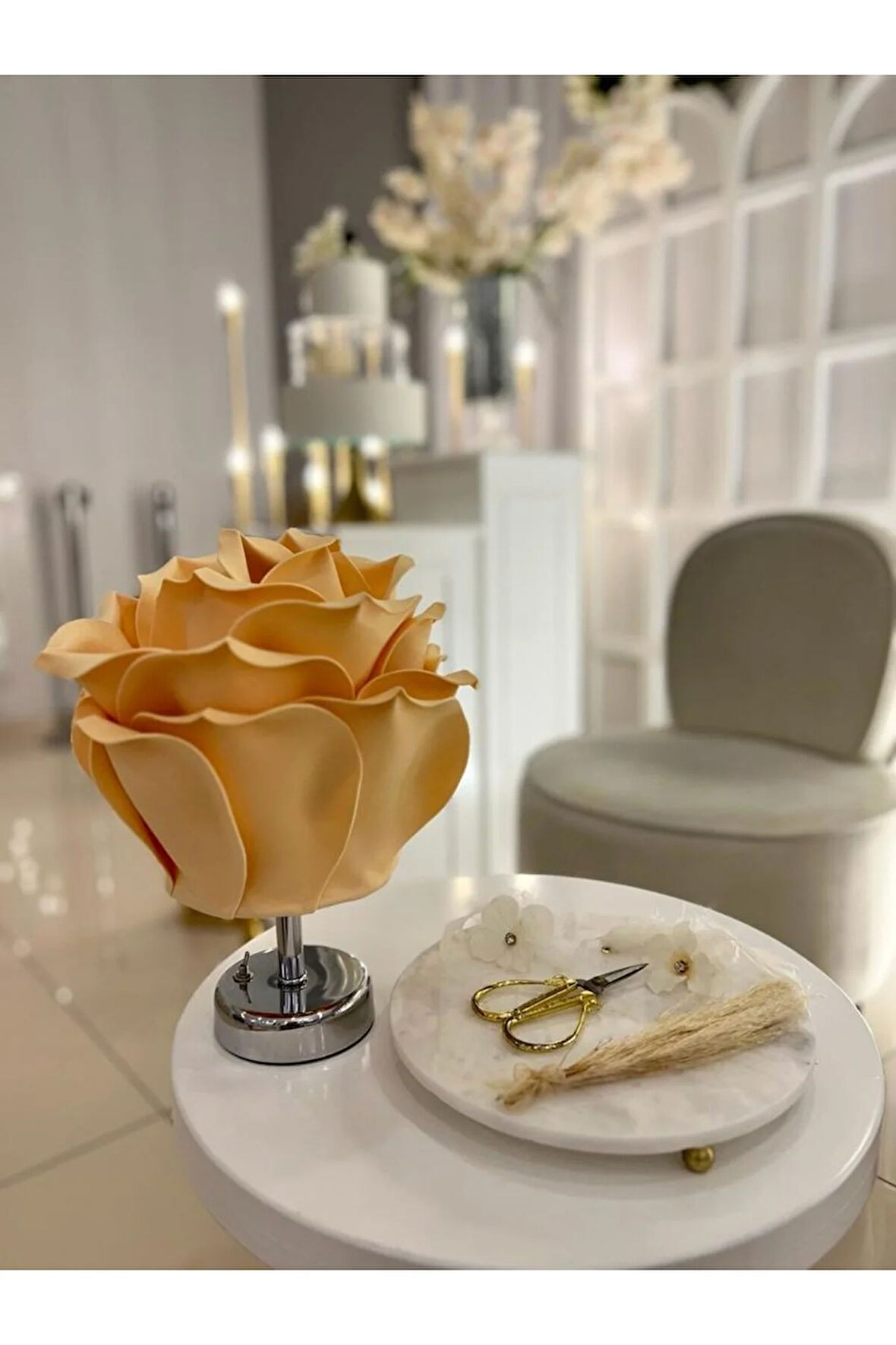 Sarı Eva Gül Tasarım Kablosuz Masa Lambası - Alt Gümüş