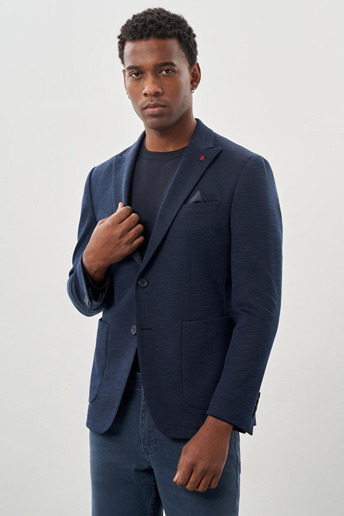 Koyu Lacivert Kendinden Desenli Örme Kılıç Yaka Astarsız Çift Yırtmaç 2 Düğme 6 Drop Slim Fit Casual Ceket 1002245155