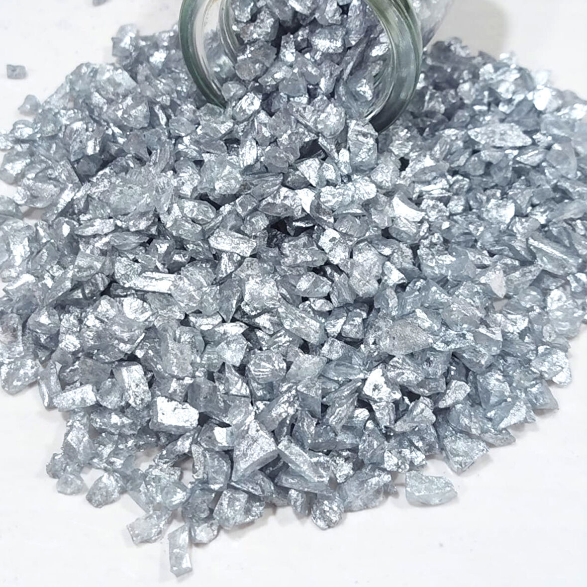 Dekoratif Gerçek Cam Kırığı (4-8 MM Arlığında  50 GR) Gümüş