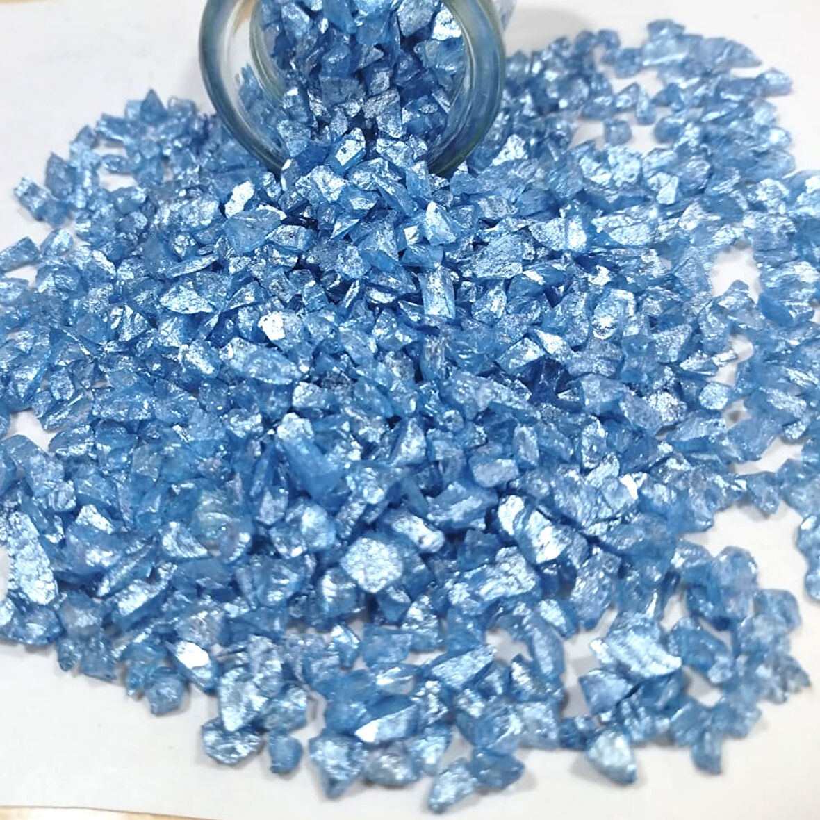 Dekoratif Gerçek Cam Kırığı (4-8 MM Arlığında  50 GR) Mavi