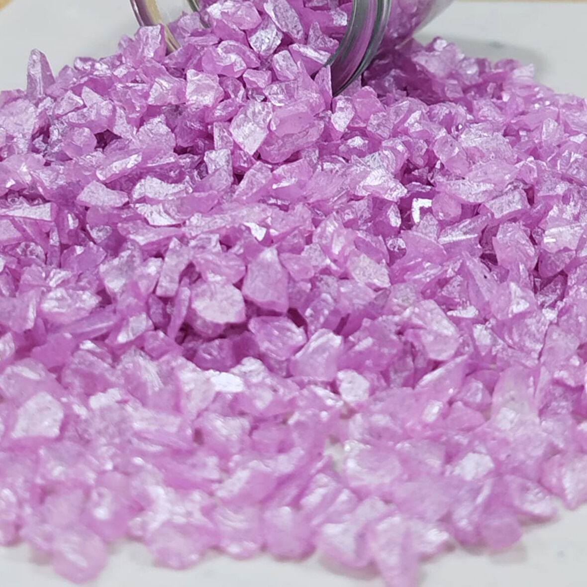 Dekoratif Gerçek Cam Kırığı (4-8 MM Arlığında  50 GR) Fuşya