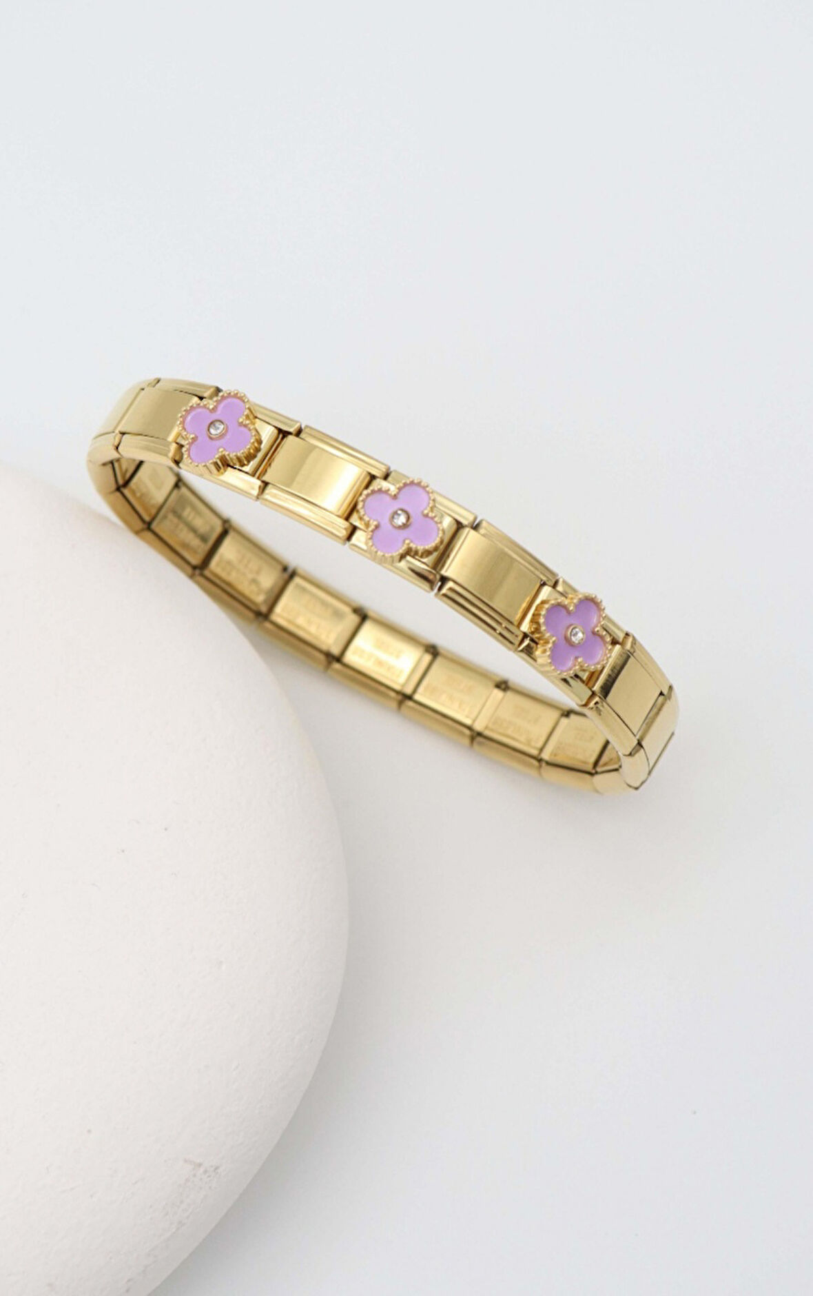 Lila Yonca Figürlü Gold Nomination Bileklik