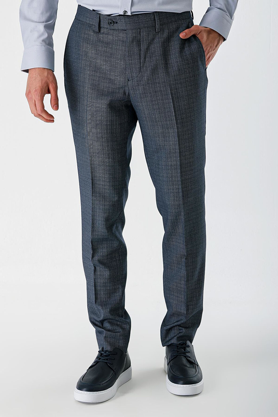 Koyu Lacivert Desenli Pamuklu Likralı Yan Cepli Slim Fit Dar Kesim Klasik Pantolon 1003240153